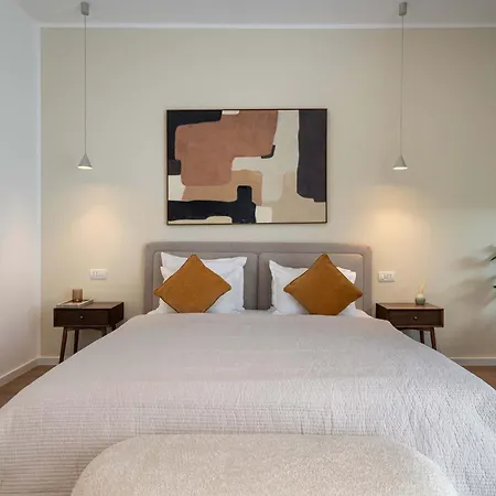 Stunning 2br - Panoramic Views Of Cismigiu Gardens *