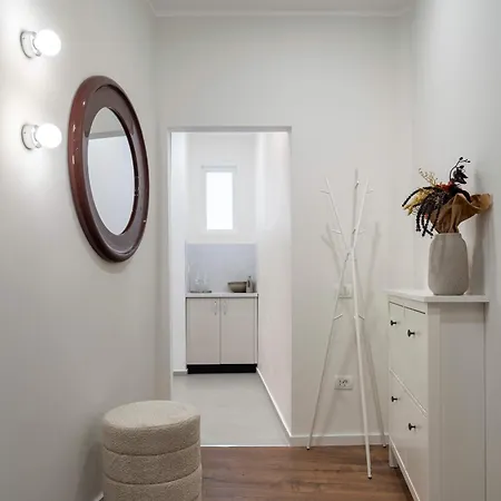 Stunning 2br - Panoramic Views Of Cismigiu Gardens 公寓 *