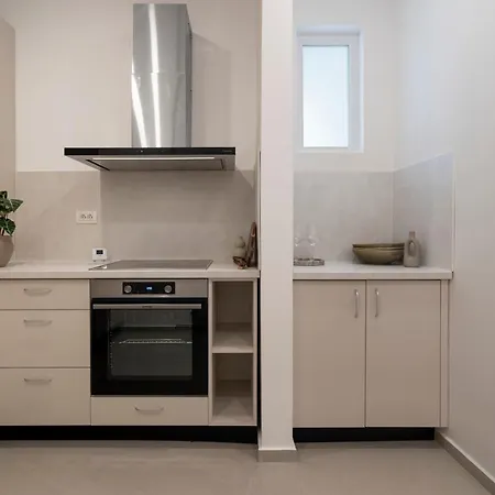 Stunning 2br - Panoramic Views Of Cismigiu Gardens 公寓 *