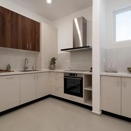 Stunning 2br - Panoramic Views Of Cismigiu Gardens