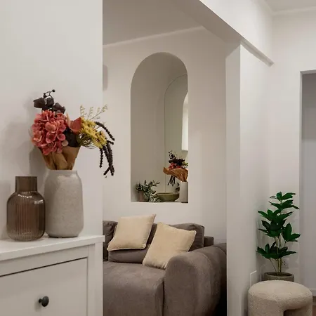 Stunning 2br - Panoramic Views Of Cismigiu Gardens 公寓 *